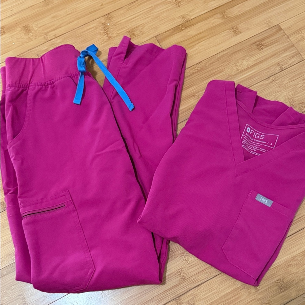 Figs Vibrant Pink Scrub Set with Blue Accent